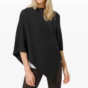 Lululemon On The Go 100% Merino Wool Knit Poncho